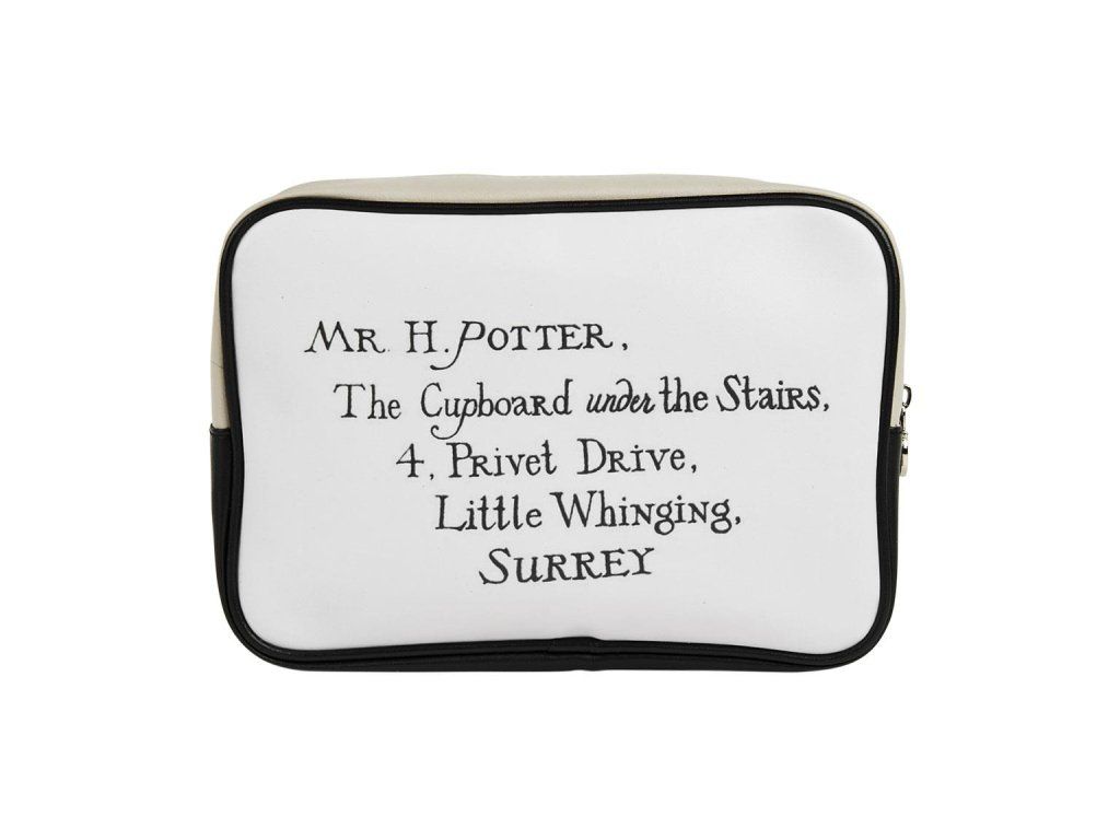 Clear and solid wash bags from the Harry Potter set | Svetkouzel.com