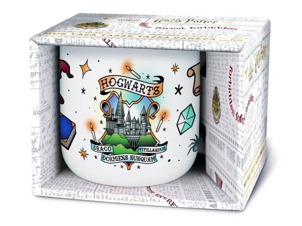 Keramický hrnek Harry Potter s ilustracemi Bradavic, 400 ml | Svetkouzel.com